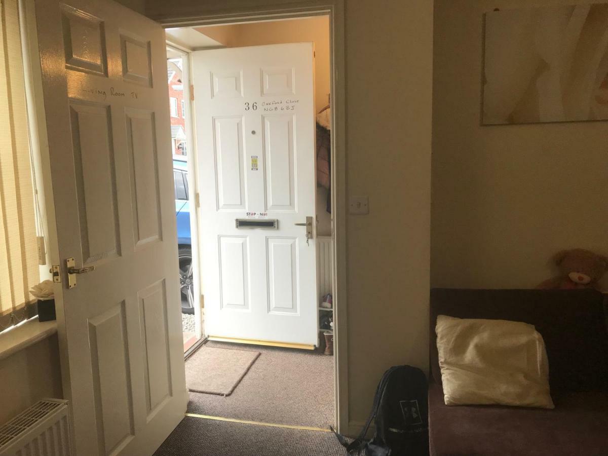 House Shared, New Build 36 Nottingham 3Bedrooms المظهر الخارجي الصورة