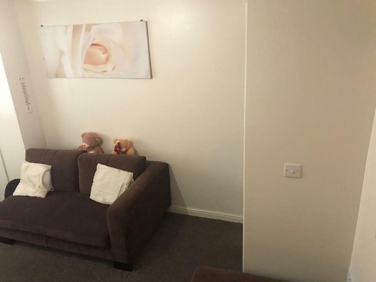 House Shared, New Build 36 Nottingham 3Bedrooms المظهر الخارجي الصورة